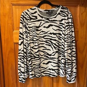Sanctuary Black and White Patterned Top